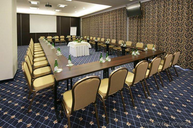 Unipharma Apartments Donovaly Bagian luar foto